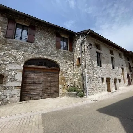 Ferienhaus Gite Du Chateau De Treffort *
