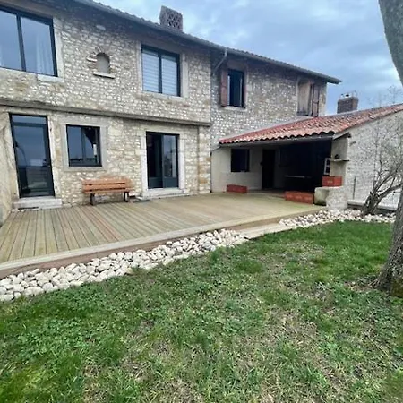 Gite Du Chateau De Treffort Ferienhaus Treffort (Ain)
